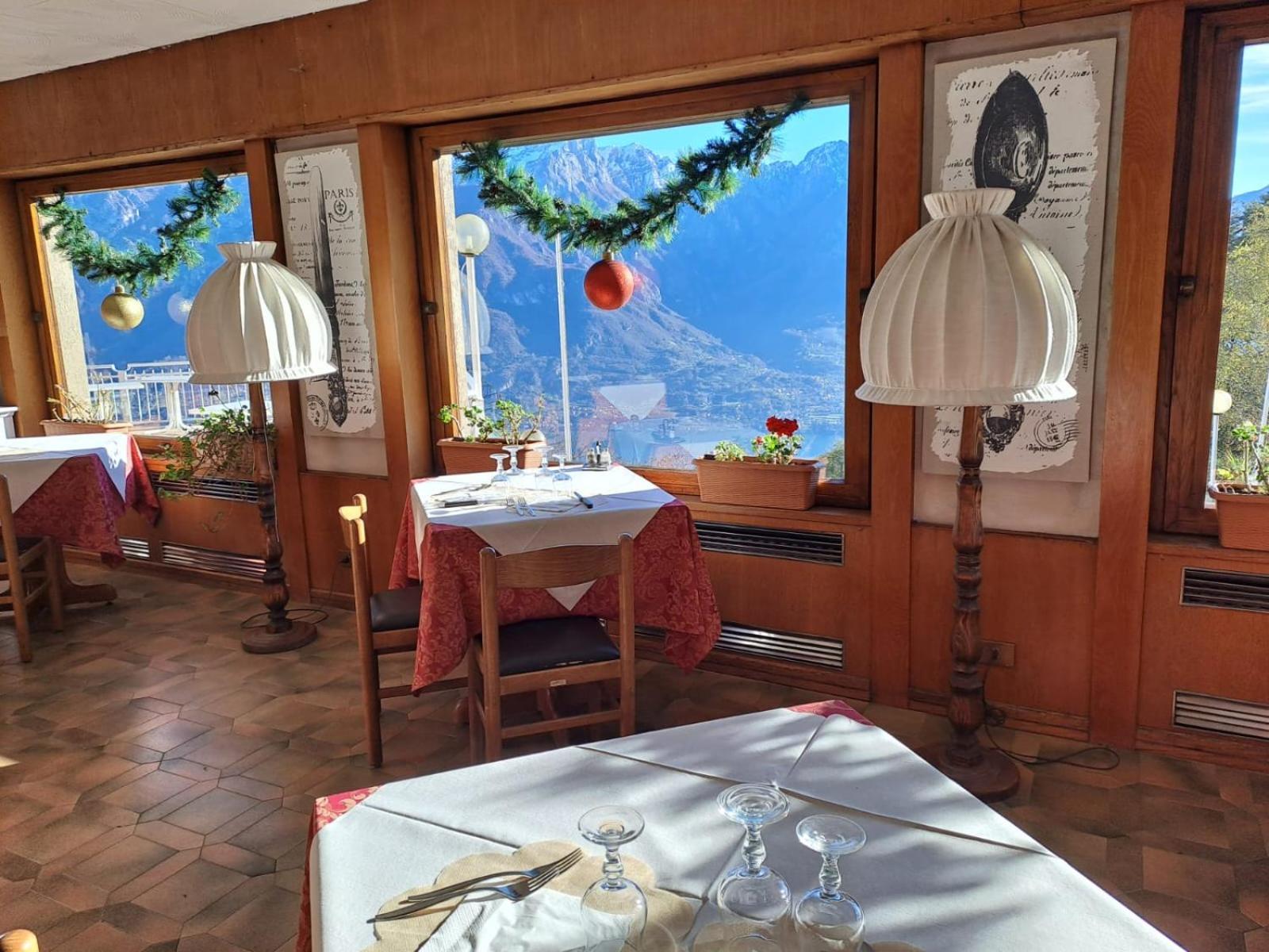Provinciale 79 Hotel Magreglio Bagian luar foto