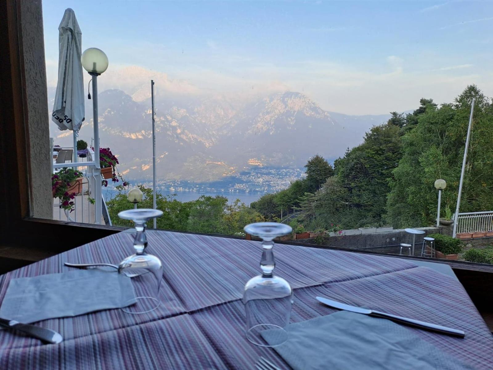 Provinciale 79 Hotel Magreglio Bagian luar foto