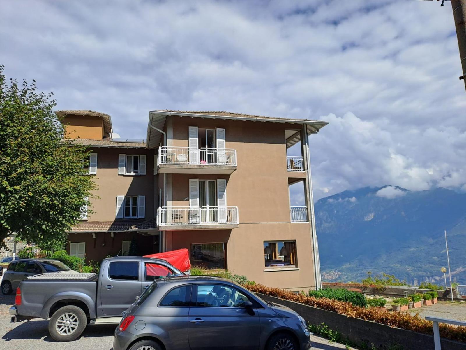 Provinciale 79 Hotel Magreglio Bagian luar foto